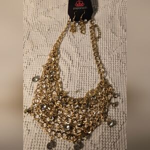 Elegant Gold Necklace and Earring Set